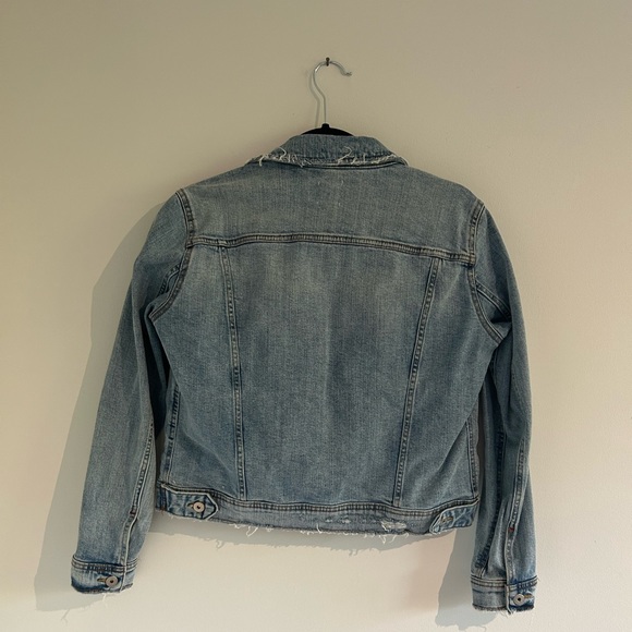 Zara cropped denim jean jacket (medium) - Picture 2 of 2